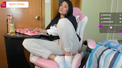 Snapshot of allison_love chatting on 02/21/25, 07:45 allison online show from 02/21/25, 07:45