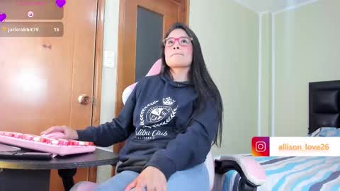 Snapshot of allison_love chatting on 11/21/25, 03:49 allison online show from 11/21/25, 03:49