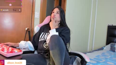 Snapshot of allison_love chatting on 12/20/25, 06:31 allison online show from 12/20/25, 06:31