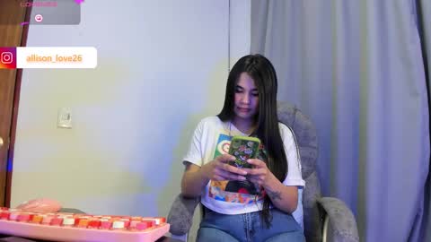 Snapshot of allison_love chatting on 02/01/26, 02:10 allison online show from 02/01/26, 02:10