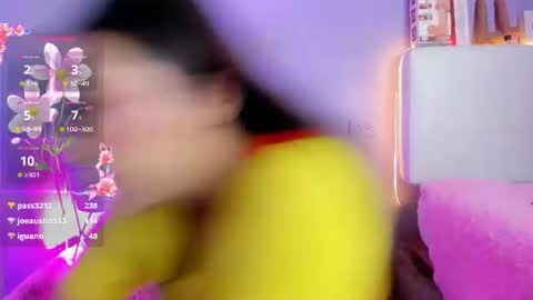 Snapshot of allison_peach chatting on 06/17/26, 07:59 Alisson online show from 06/17/26, 07:59