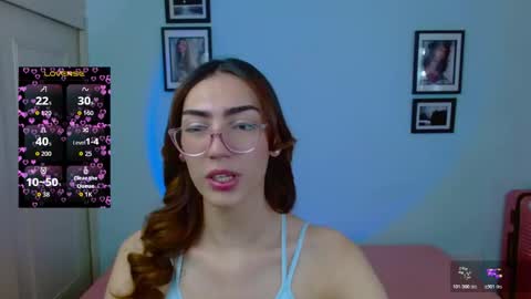 Snapshot of allisonblossom chatting on 11/18/25, 07:29 online show from 11/18/25, 07:29