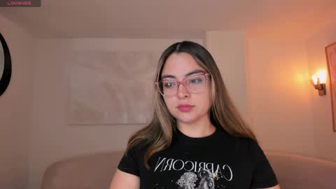 Snapshot of allisonrogersx chatting on 06/09/26, 11:11 Allison Rogers online show from 06/09/26, 11:11