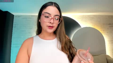 Snapshot of allisonrogersx chatting on 07/19/26, 11:47 Allison Rogers online show from 07/19/26, 11:47