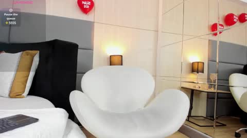 Snapshot of allissonjames chatting on 02/18/25, 05:10 Allisson online show from 02/18/25, 05:10