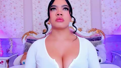 Snapshot of allissonjames chatting on 09/23/25, 11:13 Allisson online show from 09/23/25, 11:13