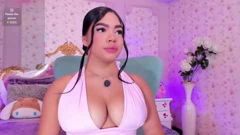 Snapshot of allissonjames chatting on 11/07/25, 11:21 Allisson online show from 11/07/25, 11:21