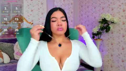 Snapshot of allissonjames chatting on 11/14/25, 11:53 Allisson online show from 11/14/25, 11:53