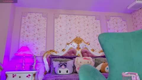 Snapshot of allissonjames chatting on 11/26/25, 11:44 Allisson online show from 11/26/25, 11:44