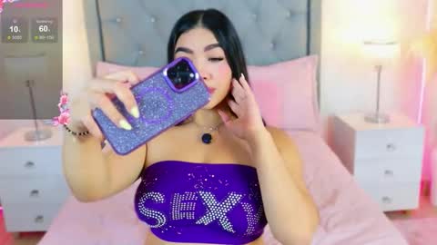 Snapshot of allissonjames chatting on 12/15/25, 12:42 Allisson online show from 12/15/25, 12:42