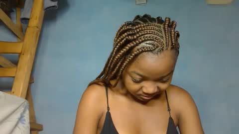 Snapshot of allizida01 chatting on 11/18/25, 11:36 allizida01 online show from 11/18/25, 11:36