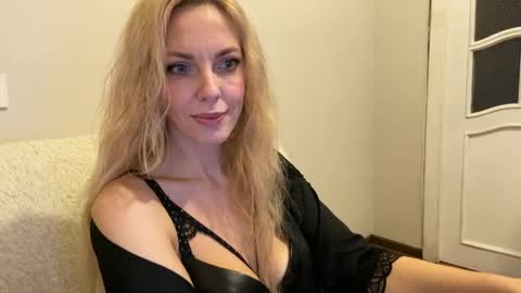 Nika online show from 05/27/26, 04:26