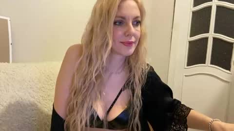Nika online show from 05/30/26, 05:10