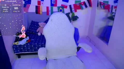 alloy_tiny online show from 06/12/26, 06:40