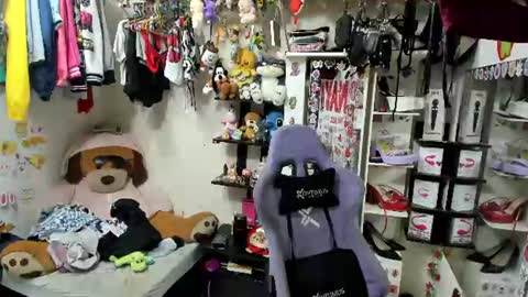 allsson_miller online show from 07/21/26, 11:01