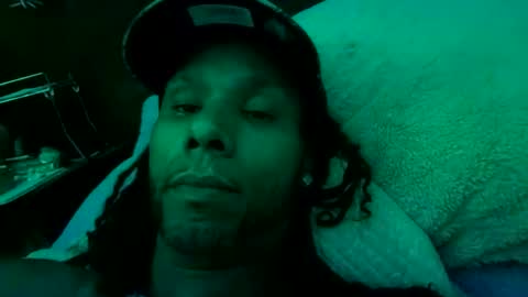 Snapshot of allthewayup10 chatting on 09/21/25, 06:15 allthewayup10 online show from 09/21/25, 06:15