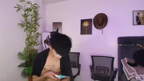 Snapshot of alluring_alpha chatting on 04/30/26, 06:53 kim and josh online show from 04/30/26, 06:53