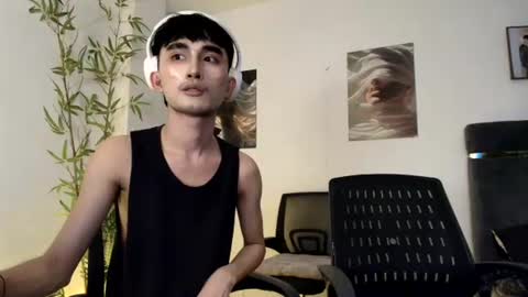 Snapshot of alluring_alpha chatting on 06/23/26, 02:20 kim and josh online show from 06/23/26, 02:20