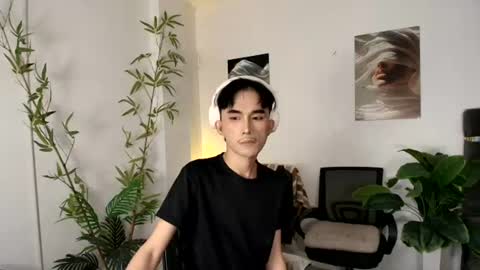 Snapshot of alluring_alpha chatting on 06/27/26, 11:54 kim and josh online show from 06/27/26, 11:54