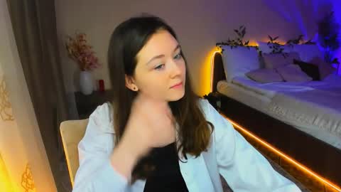 alluringeyess online show from 11/08/25, 09:09