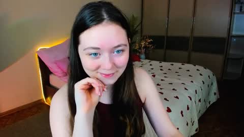 alluringeyess online show from 04/10/26, 12:10