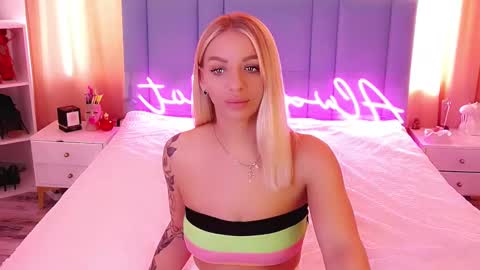 AlwaysHot online show from 03/12/25, 06:18