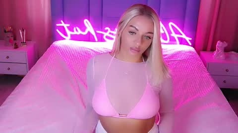 AlwaysHot online show from 10/11/25, 02:33