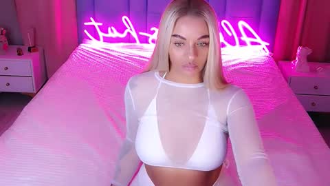 AlwaysHot online show from 11/04/25, 02:10