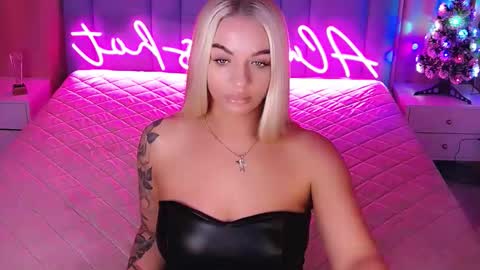 AlwaysHot online show from 01/12/26, 02:17