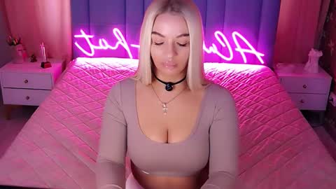 AlwaysHot online show from 02/25/26, 04:11