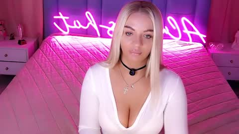 AlwaysHot online show from 03/15/26, 02:28