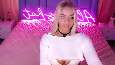 AlwaysHot online show from 04/06/26, 05:30