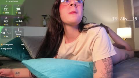 Snapshot of ally_addams chatting on 12/24/24, 06:55 Ally online show from 12/24/24, 06:55