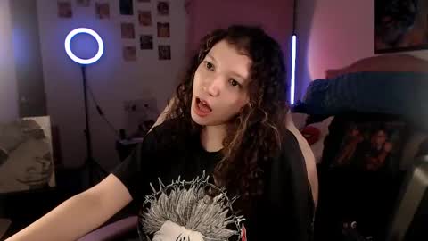 Snapshot of ally_donfort chatting on 04/16/26, 11:18 Ally online show from 04/16/26, 11:18