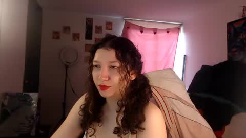 Snapshot of ally_donfort chatting on 07/11/26, 03:59 Ally online show from 07/11/26, 03:59