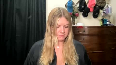 allyanalangel online show from 11/01/25, 12:56