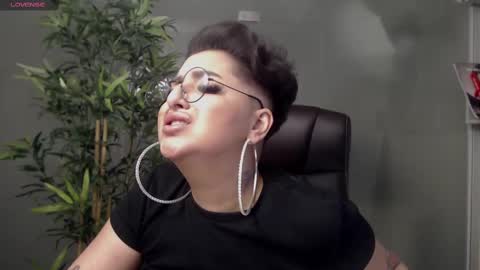         online show from 02/12/25, 11:30