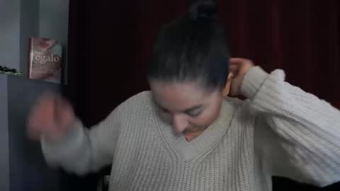         online show from 12/14/25, 06:12