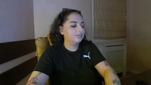 Snapshot of allyiah chatting on 06/09/26, 06:41 online show from 06/09/26, 06:41