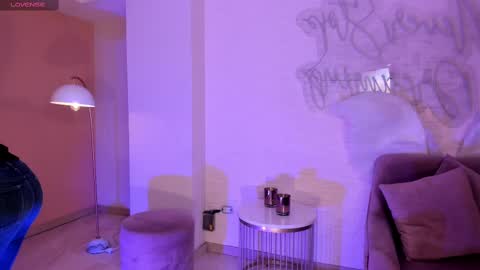 Alisson online show from 02/14/25, 09:03