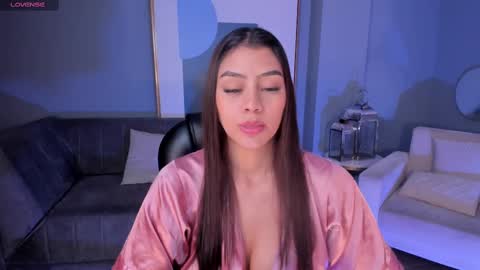 Alisson online show from 03/10/25, 01:54