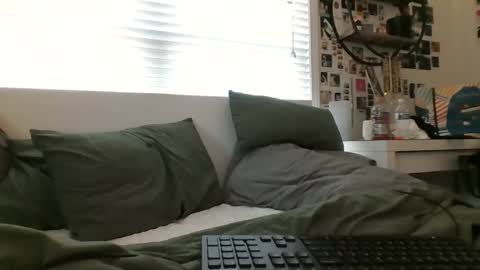 Snapshot of allylove2626 chatting on 09/15/25, 06:30 allylove2626 online show from 09/15/25, 06:30