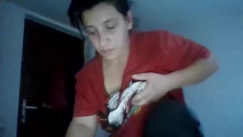 Snapshot of alma_amy chatting on 12/16/25, 10:15 Alma online show from 12/16/25, 10:15