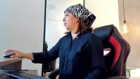 ALMA FENIX  online show from 11/03/25, 12:17