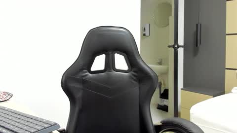 ALMA FENIX  online show from 03/17/26, 01:03