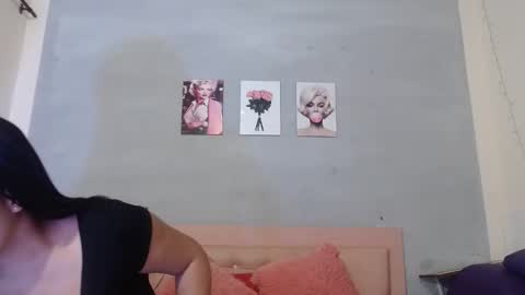 Snapshot of alma_meza chatting on 10/19/25, 02:07 alma_meza online show from 10/19/25, 02:07