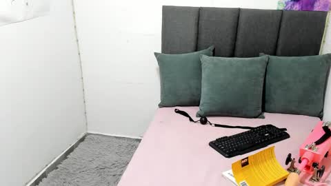 Snapshot of almaa__ chatting on 01/13/25, 10:56 Alma online show from 01/13/25, 10:56