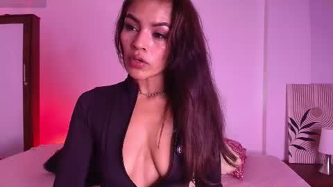 Snapshot of almavoss chatting on 07/24/26, 11:19 Alma Voss online show from 07/24/26, 11:19