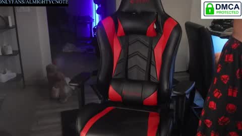 Snapshot of almightycnote chatting on 03/08/25, 07:20 Almightycnote online show from 03/08/25, 07:20