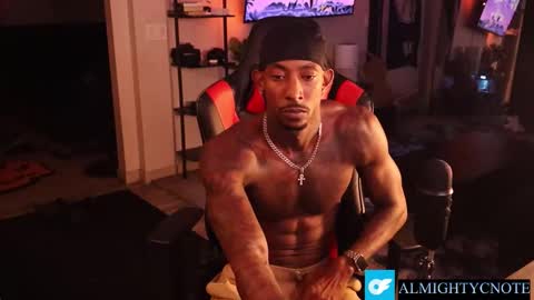 Snapshot of almightycnote chatting on 12/01/25, 05:01 Almightycnote online show from 12/01/25, 05:01